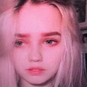 Meet your Posher, Constance